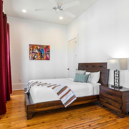 3Br Cottage On Carondelet By Hosteeva ニューオーリンズ エクステリア 写真